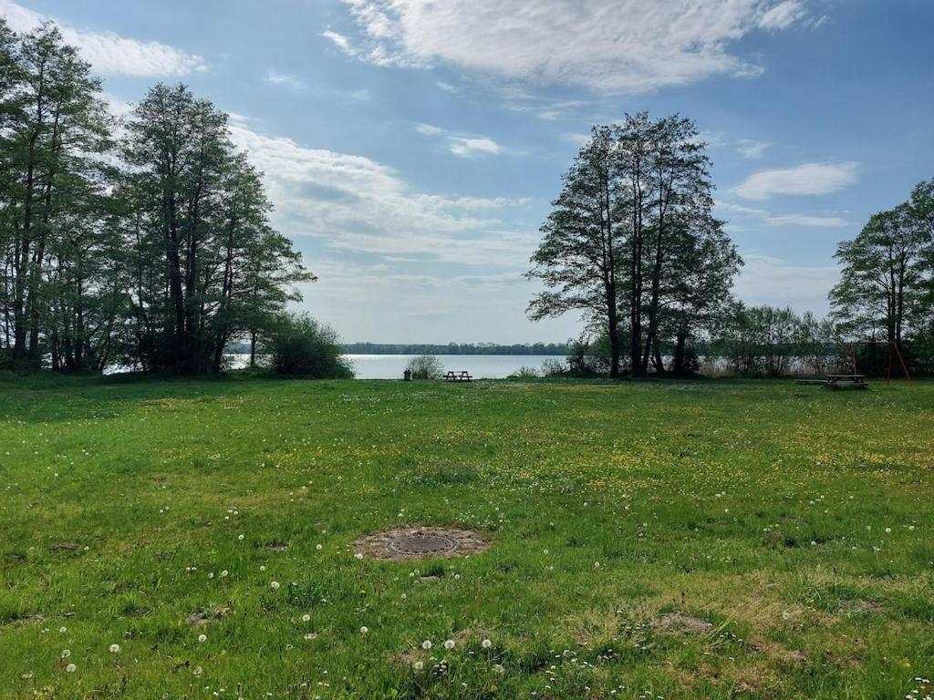 Ferienhaus Flessenow Am Schweriner See Εξωτερικό φωτογραφία